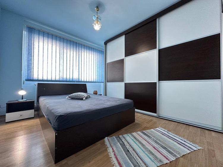 Apartament cu 3 camere decomandat, mobilat în Viziru 3