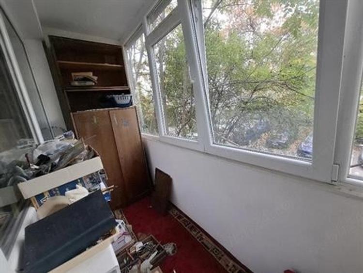 Apartament cu 2 camere decomandat în Drumul Taberei