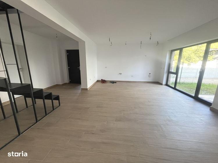 Casă cu 4 camere în Ghiroda
