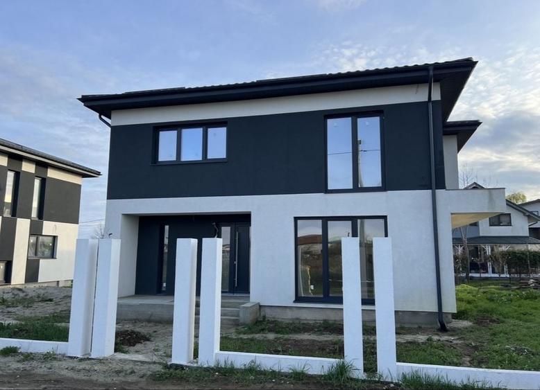 Casă cu 4 camere în Jilava