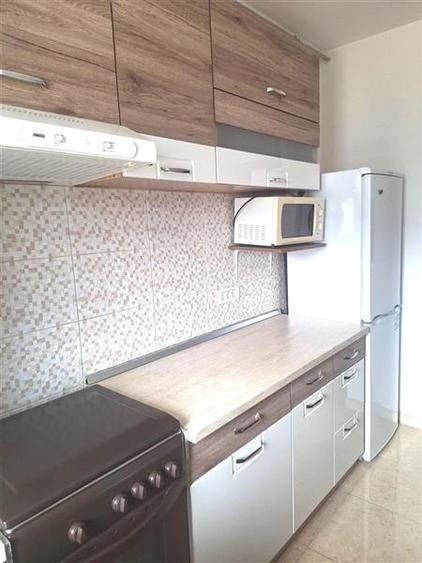 Apartament cu 2 camere decomandat în Giroc