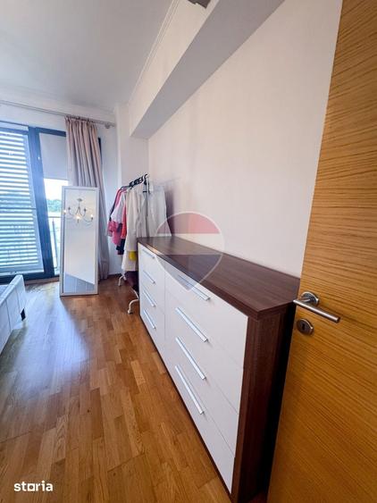 Apartament cu 3 camere în Aviatorilor