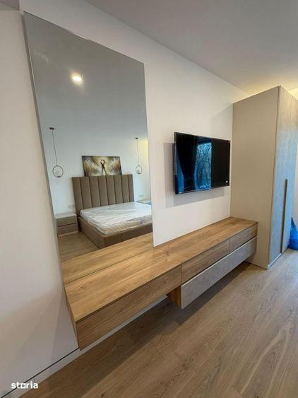 Apartament cu 4 camere în Băneasa