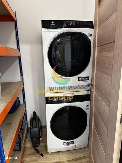 Apartament cu 4 camere semidecomandat, mobilat în Unirii