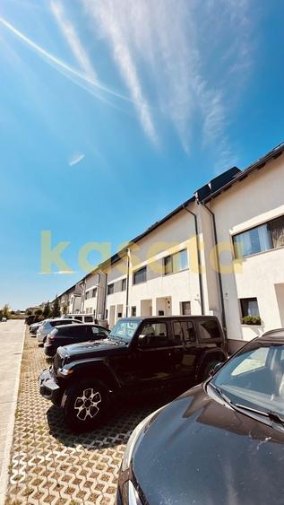 Duplex cu 5 camere cu Canalizare în Pipera