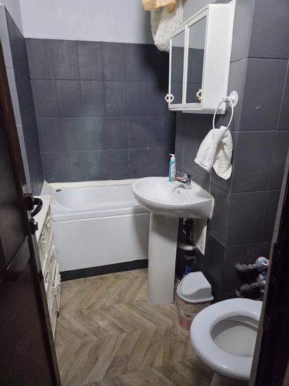 Garsonieră semidecomandată în Micro 3