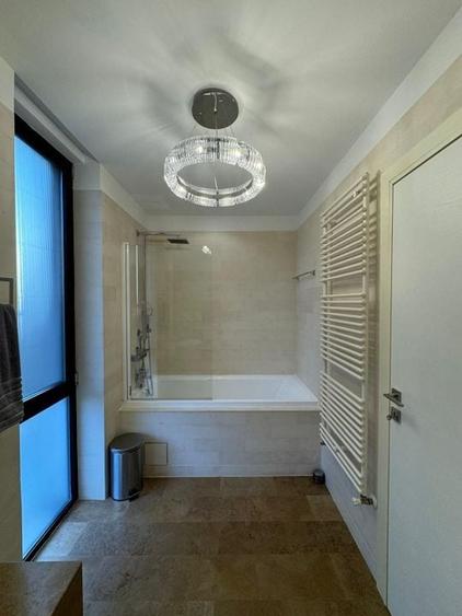 Apartament cu 3 camere decomandat în Floreasca
