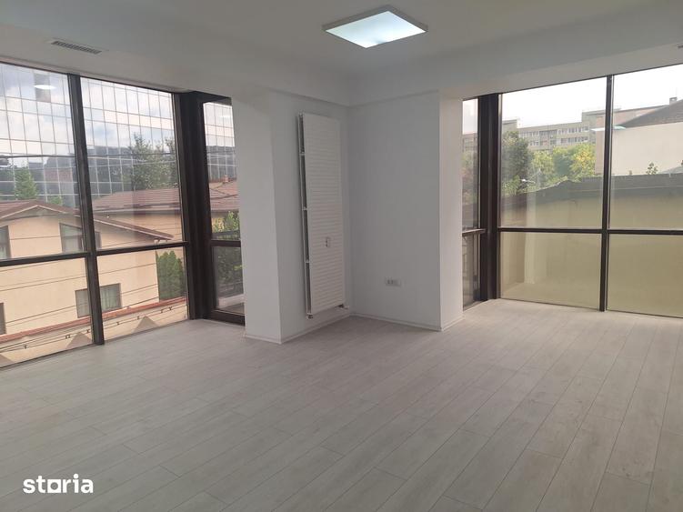 Spațiu comercial, de 70 mp, în Drumul Taberei
