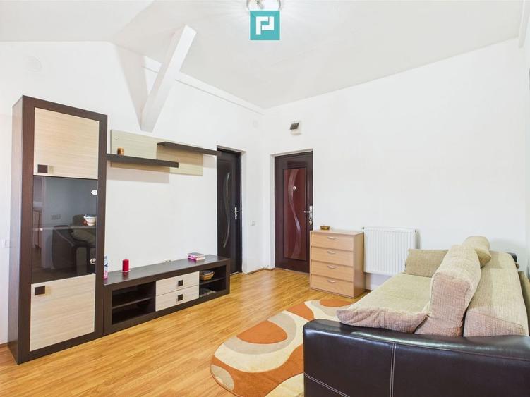 Apartament 2 camere zona Soarelui - 1