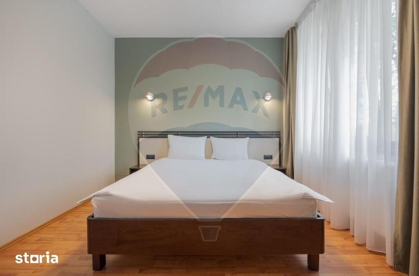 Casă cu Teren 5375 Mp în Sânmartin