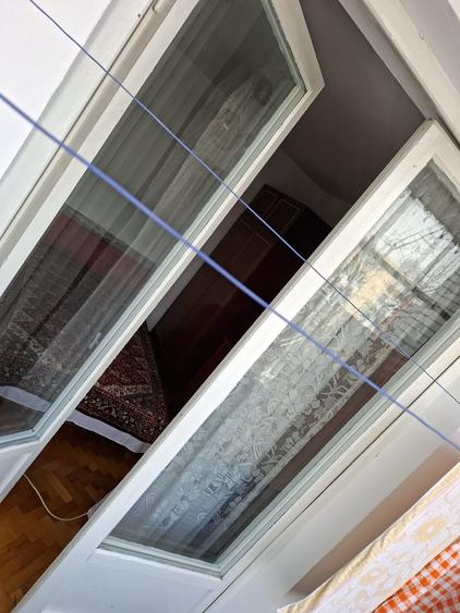 Apartament cu 2 camere semidecomandat în Calea București