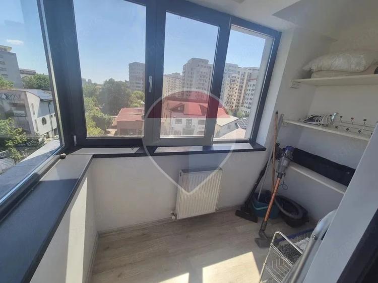 Apartament 3 camere | Semidecomandat | Centru | 500 /luna - 8