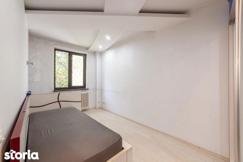 Apartament cu 3 camere, mobilat în Calea București