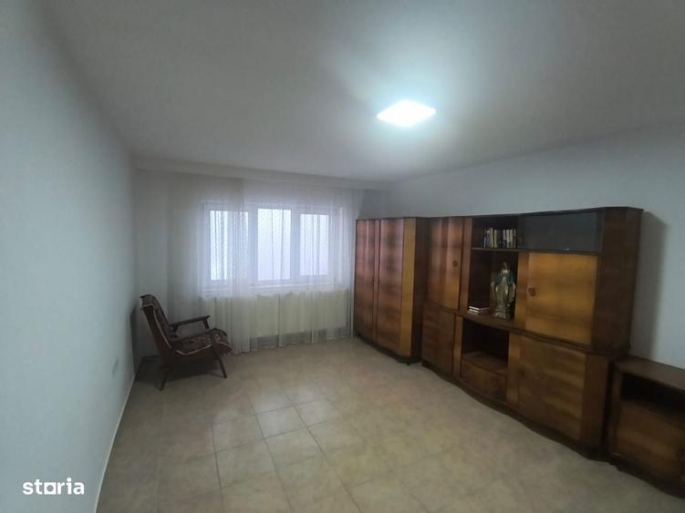 Apartament 2 camere de inchiriat | Siret | 51 mp | Decomandat | Etaj 4 - 12