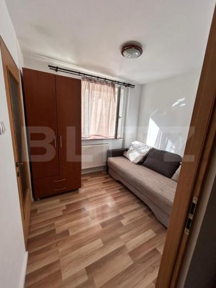 Apartament cu 2 camere semidecomandat, mobilat în Central