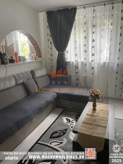 Apartament cu 3 camere semidecomandat în Trivale