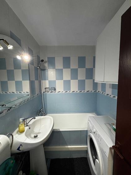 Apartament cu 2 camere decomandat în Brâncoveanu