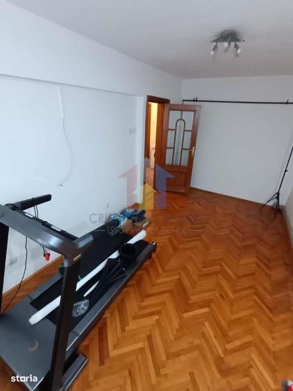 Apartament cu 3 camere decomandat în Gării
