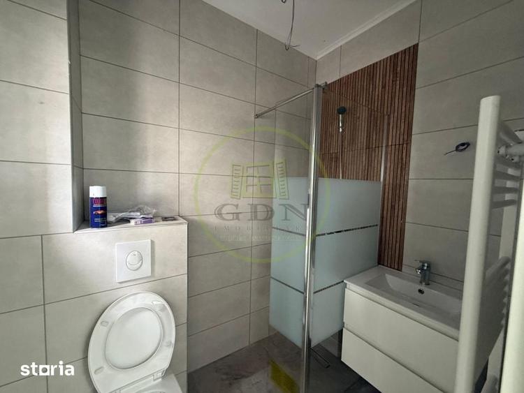 Casă cu 4 camere cu Teren 360 Mp în Romanești