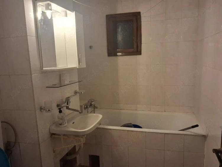 Apartament cu 2 camere decomandat în Brazda lui Novac