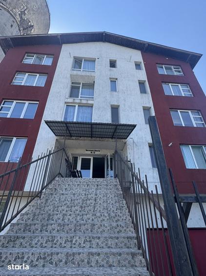Apartament cu 3 camere în IAR