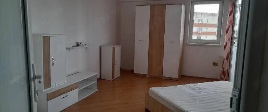 Garsonieră decomandată în Mazepa 2