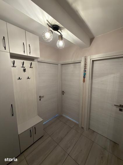 Apartament cu 2 camere decomandat în Eroii Revoluției