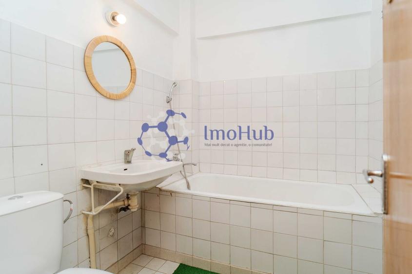 Apartament cu 4 camere semidecomandat în Arcu