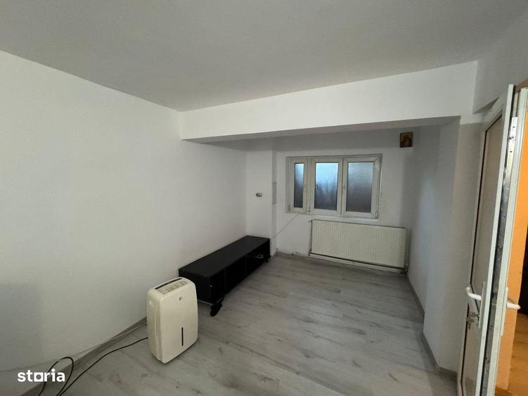 Casa cu 4 camere Bucium - 11