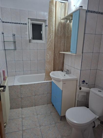 Apartament cu 2 camere semidecomandat în Lacu