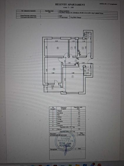 Apartament cu 3 camere decomandat în Est