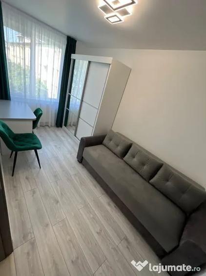 Apartament cu 3 camere semidecomandat în Ultracentral
