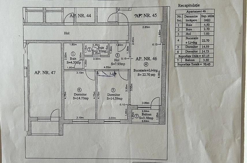 Apartament cu 3 camere decomandat, mobilat în Roșu