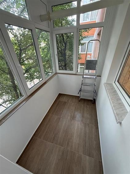 Apartament cu 2 camere decomandat în Podul de Fier