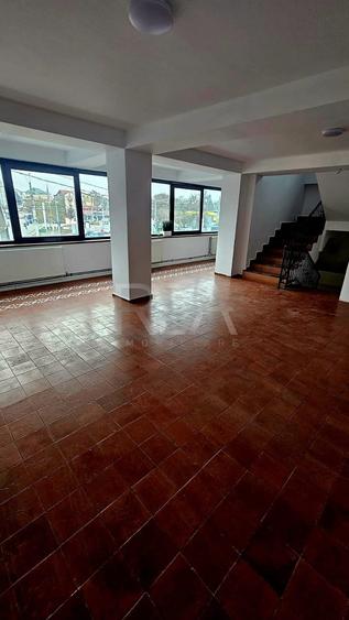 Spațiu comercial, de 67.51000213623 mp, în Drumul Sării