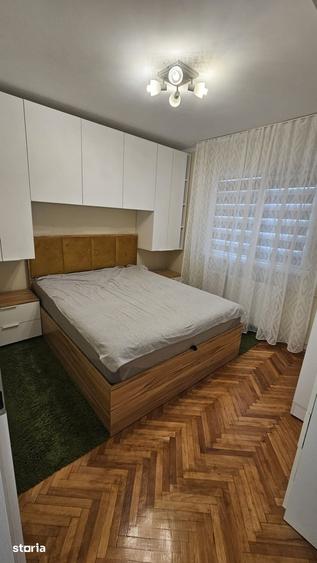 Apartament cu 3 camere semidecomandat, mobilat în Girocului