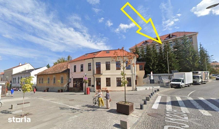 Spațiu comercial, de 2,260 mp, în Central