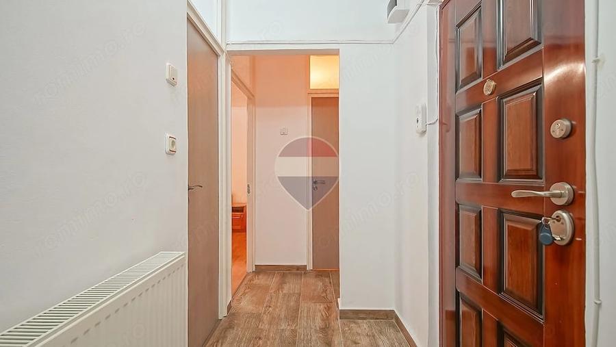 Apartament cu 2 camere decomandat în Central