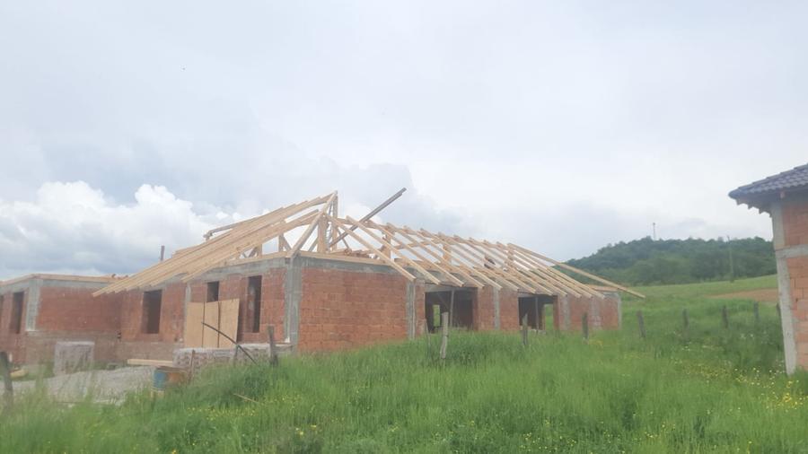 Teren Construcții intravilan de 2655 mp, în Dobrești