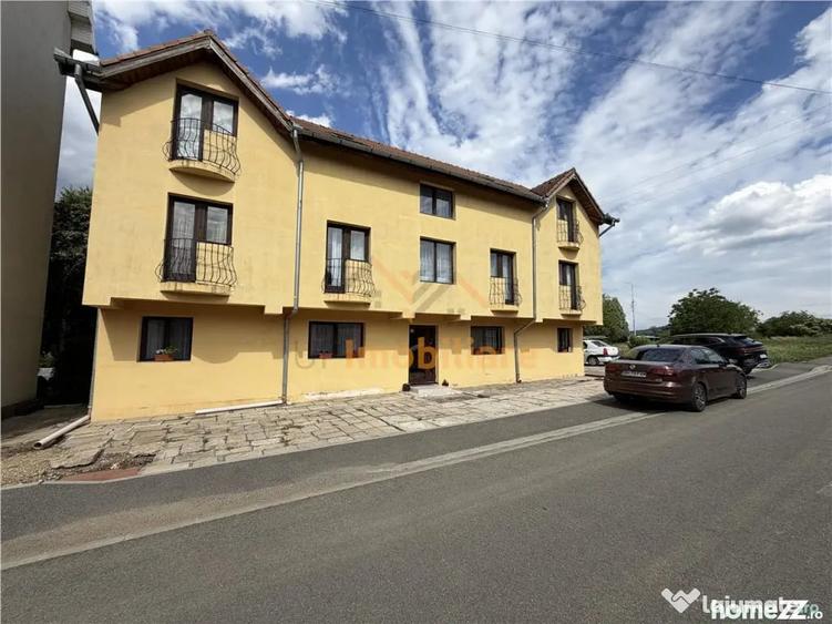 Casă cu 20 camere cu Teren 247 Mp în Sânmartin