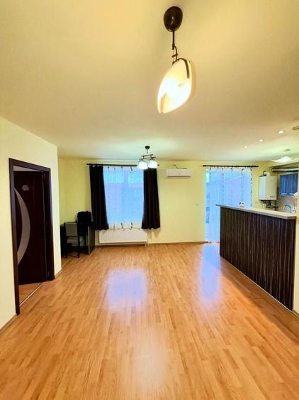 Apartament cu 2 camere semidecomandat, mobilat în Giroc