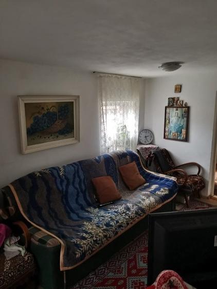 Casă individuală cu 5 camere cu Teren 1447 Mp în Sud