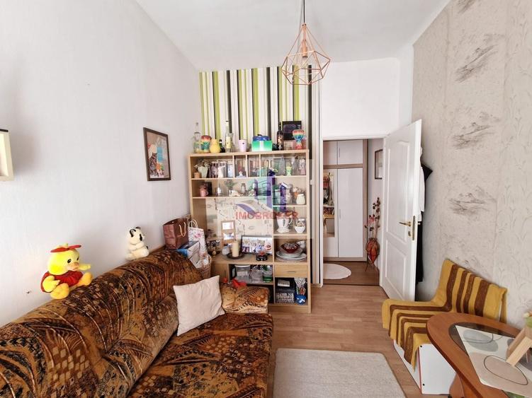 Apartament cu 2 camere decomandat în Central