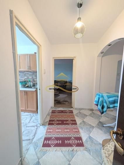Apartament cu 3 camere decomandat în 9 Mai