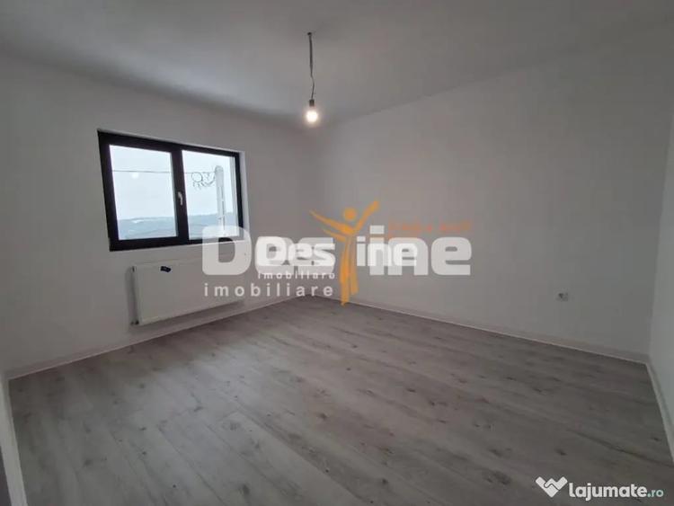 Casă cu 4 camere cu Teren 325 Mp în Valea Adâncă