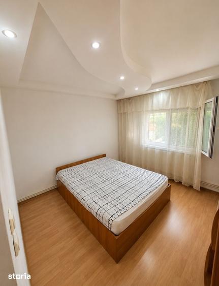 APARTAMENT DECOMANDAT,Parter,Zona Consul,mobilat ?i utilat,bloc 1984 - 2