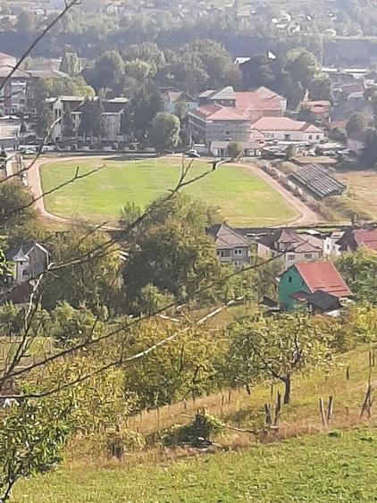 Teren de 1100 mp, în Central