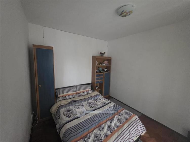 Apartament cu 2 camere nedecomandat în Alexandru cel Bun