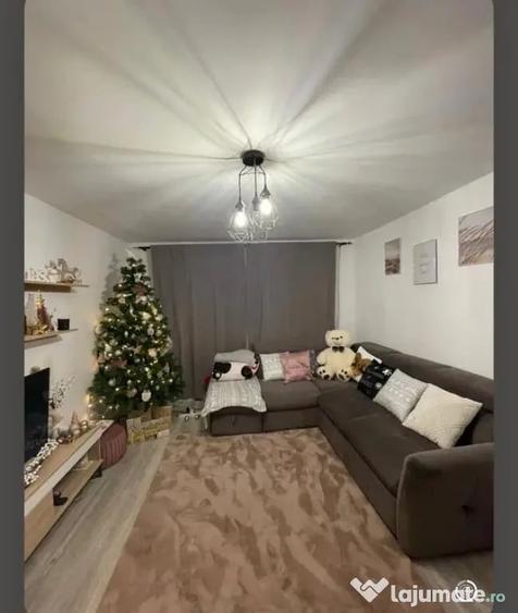 Apartament cu 2 camere semidecomandat în Central