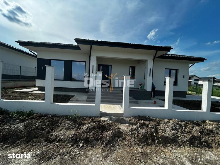 Casă cu 4 camere cu Teren 450 Mp în Rediu